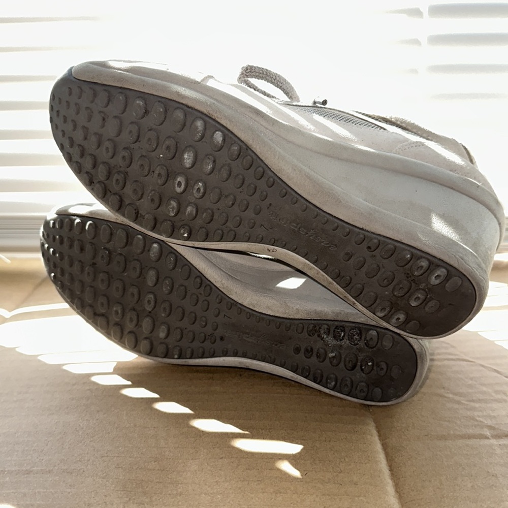 Easy Spirit Beige Wedge Sneakers - Picture 4 of 6